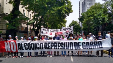 Organizaciones sociales y gremios marcharon hoy contra el Código de Convivencia de Garro