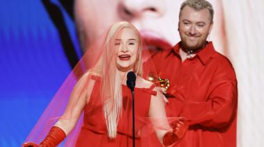 Kim Petras se convierte en la primera mujer trans en ganar un Grammy