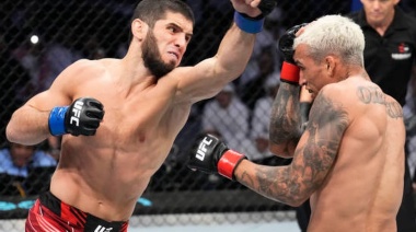 Se confirmo la revancha de Charles Oliveira contra Islam Makhachev
