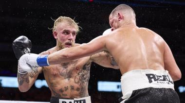 Jake Paul venció por decisión unánime a Nate Diaz en una pelea de 10 rounds