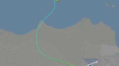 Tragedia en Indonesia: Un avión se habría desplomado
