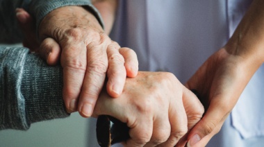 Continúa abierta la inscripción para la capacitación: “Entornos Saludables para la Atención de las personas mayores”