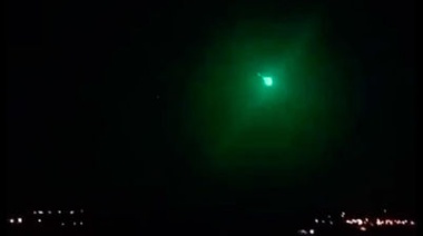 Un meteorito cayó en Bariloche y se iluminó en plena noche