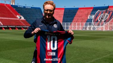 El famoso internacional que visitó San Lorenzo