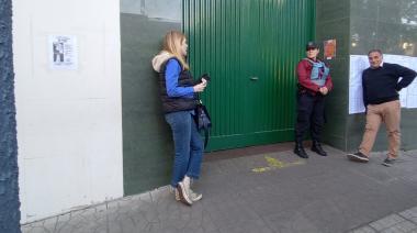 Lilia Lemoine fue a votar media hora antes de que abra el colegio: "Vine por si faltaba algún fiscal"