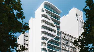 Mirá los departamentos del histórico edificio abandonado de avenida 7 que recupera Estudio Yacoub