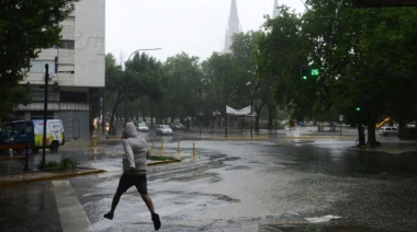 Mejoran las condiciones meteorológicas en La Plata y finalizó el alerta naranja