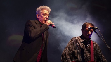 Virus se presenta en el Teatro Ópera para el día del amigo