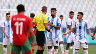 Robo olímpico: el VAR anuló el gol de Medina y Argentina perdió con Marruecos 2 a 1