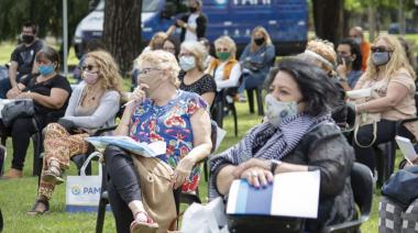El PAMI capacita para mejorar la atención a los adultos mayores