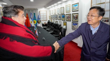 José C. Paz: Mario Ishii recibió a la comitiva oficial de la provincia de Hubei, República Popular de China