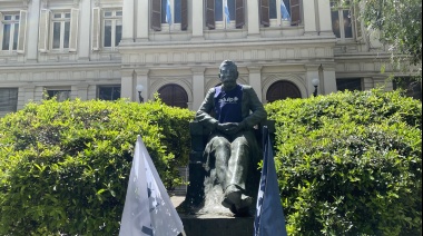 La UNLP emitió un comunicado en rechazo al veto a la Ley de Financiamiento Universitario