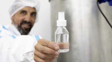 ¿Cómo es el repelente gratuito contra el dengue que produce la UNLP?