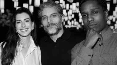 Crossover inesperado: Anne Hathaway publicó una foto junto a Joaquín Furriel y A$AP Rocky