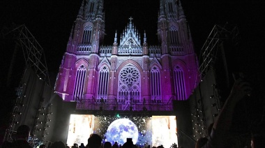 Histórico: Alak y Kicillof inauguraron la nueva iluminación y sonido de la Catedral de La Plata