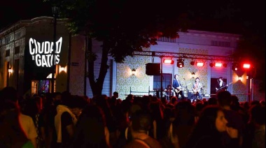 Ciudad de Gatos despide el año con el "FestiAIRE" Vol.20