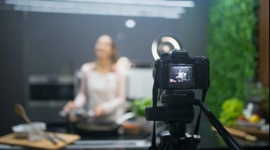 El gobierno creó un nuevo impuesto y los influencers deberán facturar hasta los canjes
