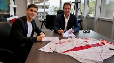 Lucas Martínez Quarta firmó su contrato y fue presentado oficialmente en River