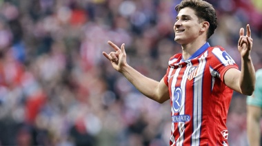 El Atlético Madrid ganó con un gol de Julián Álvarez y se consagró campeón del invierno