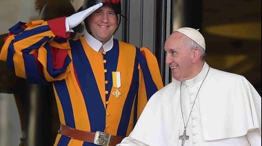 El Papa Francisco no mira los partidos de San Lorenzo pero un guardia suizo le pasa los resultados