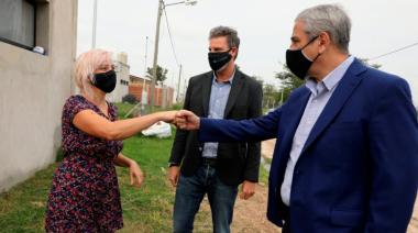 Ferraresi visitó el predio de San Carlos donde se construyen casas del PROCREAR