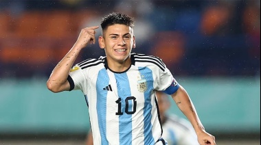 Tras ser figura en el Sudamericano Sub 20 con Argentina: el Diablito Echeverri se suma al Manchester City