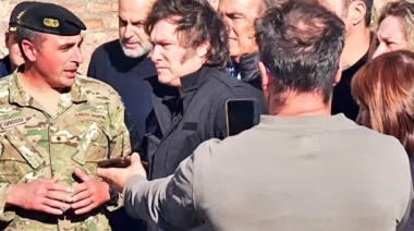 Javier Milei llegó a Bahía Blanca para supervisar el operativo y recorrer las zonas afectadas