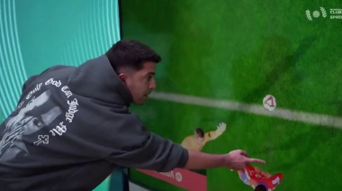 Polémica en el duelo entre Gastón Edul y Coker, ¿Fue gol o no?