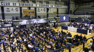 En el día del aniversario de Gimnasia, Usina Tripera presentó más de 1500 firmas para reformar el Estatuto