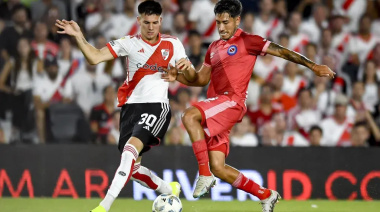 River ofertó por Román Vega: la cifra que puso sobre la mesa y la respuesta de Argentinos Juniors