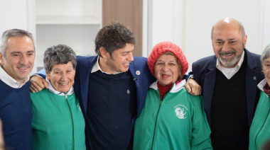 Ensenada: Kicillof junto a Secco presentaron el Programa "Mayores Bonaerenses"