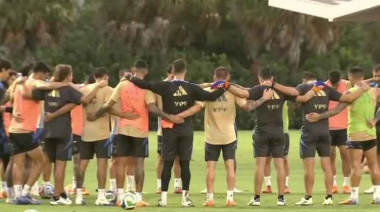 La Selección Argentina homenajeó a Miguel Ángel Russo con un minuto de silencio en Miami