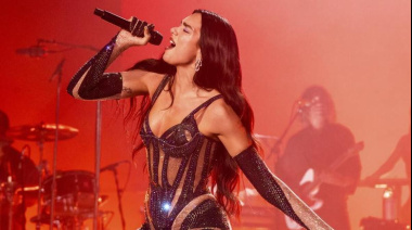 Dua Lipa brilló en River y homenajeó a Miranda en su segundo recital