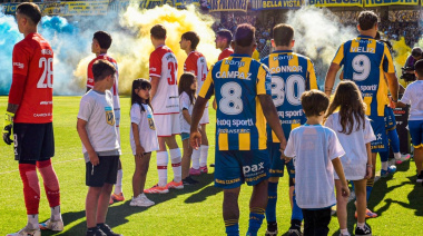 El DT de Gimnasia afirmó que el pasillo invertido del Pincha es "respetable"