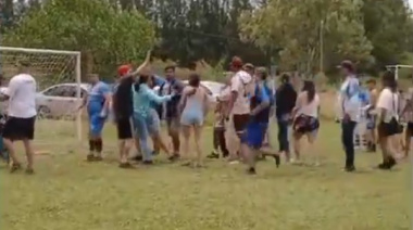 Denuncian un grave hecho de violencia en un partido infantil en Villa Elvira