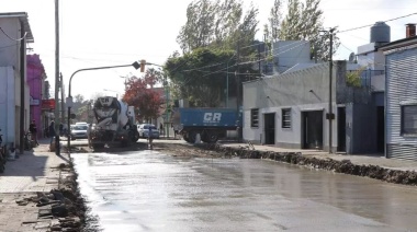 Continúan las obras en Ensenada: La calle Perú entra en etapa de hormigonado y posterior reforestación 