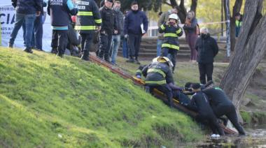 Parque Saavedra: encontraron el cuerpo de un hombre flotando en el lago