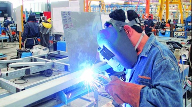 La actividad industrial aumentó un 9,5% interanual en abril