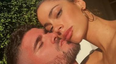 La primera foto de Tini Stoessel junto a Francesca, la hija de Rodrigo De Paul