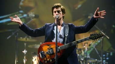 Los Arctic Monkeys subieron todo su recital privado en Kings Theatre, Nueva York a YouTube