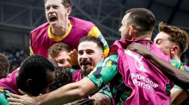 ¡Australia se mete a Octavos por segunda vez en su historia!