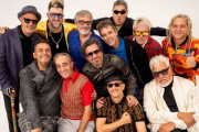 Los Auténticos Decadentes vuelven a La Plata con una gran fiesta en el Hipódromo