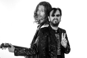 Ringo Starr y Nick Valensi (The Strokes) lanzan 'Crooked Boy': un EP colaborativo