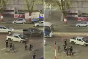 Trapitos agreden a un agente de Control Urbano en La Plata: mirá el video