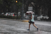 Después de los casi 30°, llega la lluvia y un fuerte cambio de temperatura en La Plata