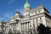 Elecciones legislativas 2025: cuántas bancas ganó y perdió cada fuerza política en el Congreso