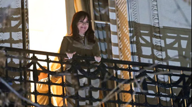 Cristina Kirchner confirmó que se presentará el miércoles en Comodoro Py para cumplir con su detención