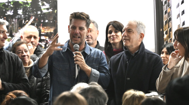 Multitudinario encuentro de Fuerza Patria en Tolosa con la presencia de Julio Alak