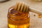 ANMAT prohibió una marca de miel en todo el país por falta de registros