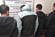 Berisso: tiroteo en la calle termina con dos policías desafectados y tres personas presas